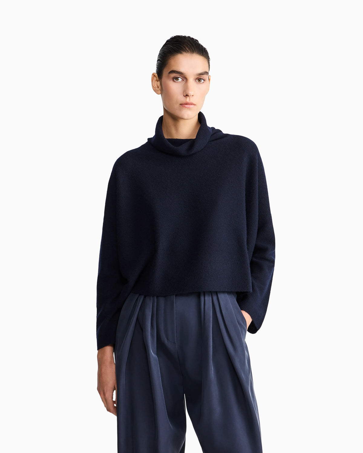 Sweater regular fit pure cashmere volcano collar