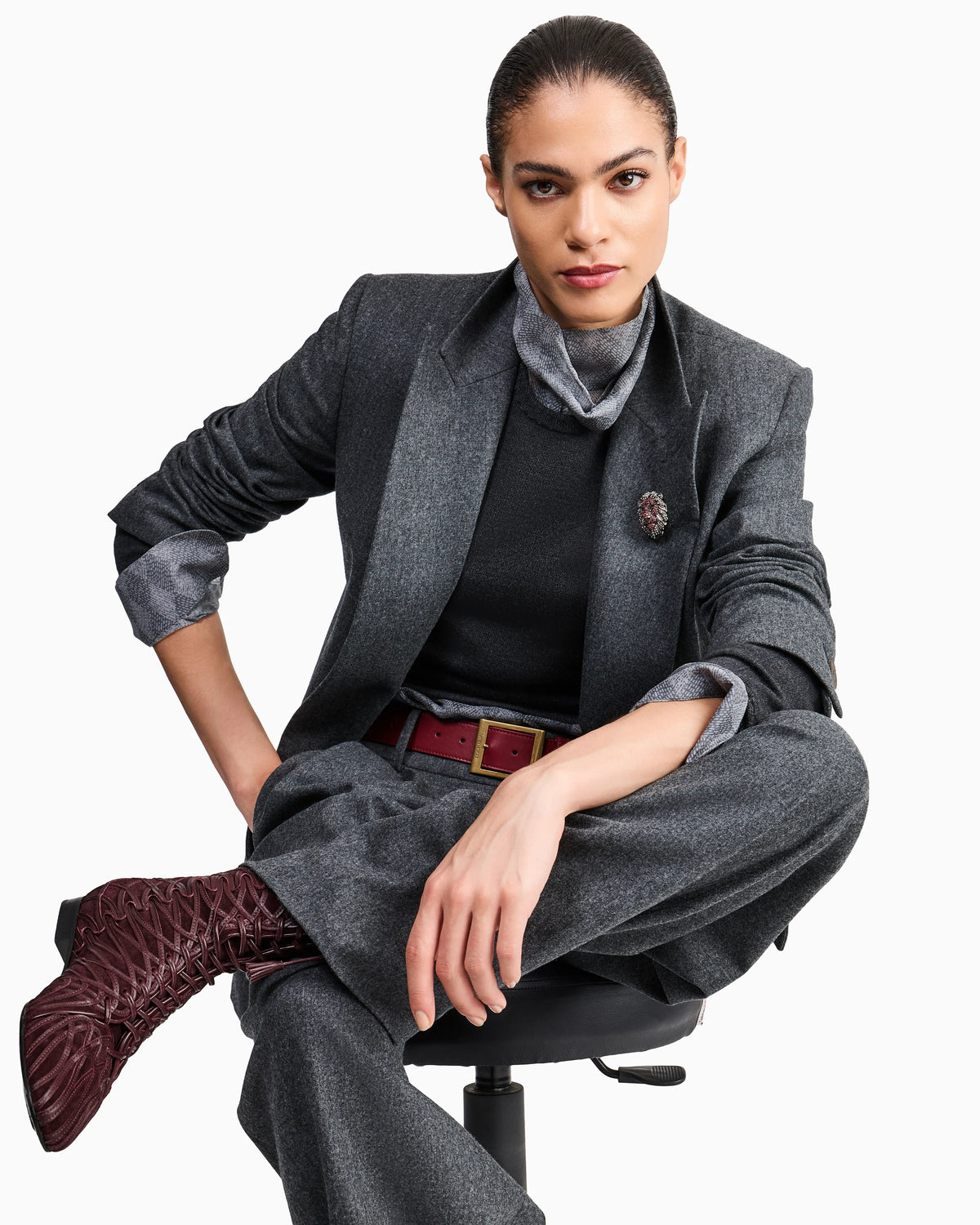 Double-breasted jacket in virgin wool flannel and cashmere