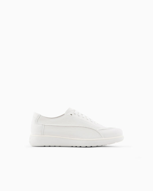 Low-top sneaker in leather with six eyelets Icon