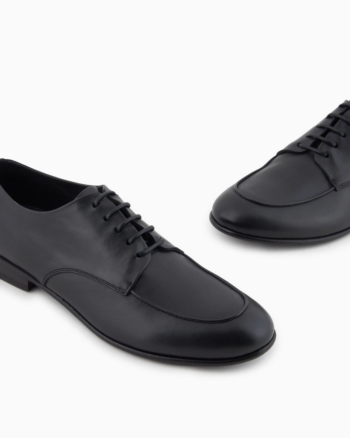 Leather Derby shoes
