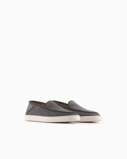 Suede slip on with threading and rubber sole