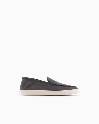 Suede slip on with threading and rubber sole