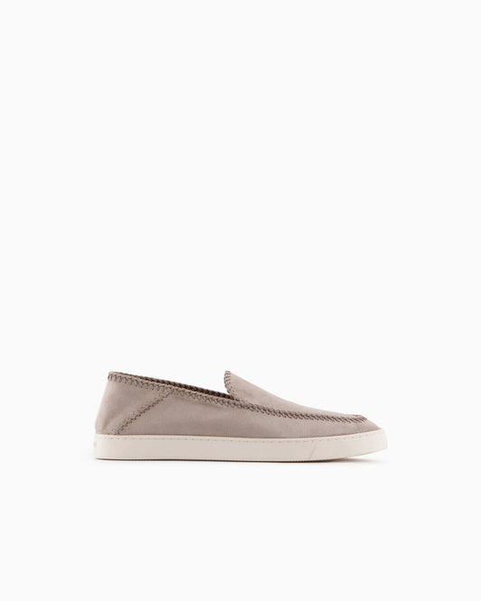 Suede slip on with threading and rubber sole