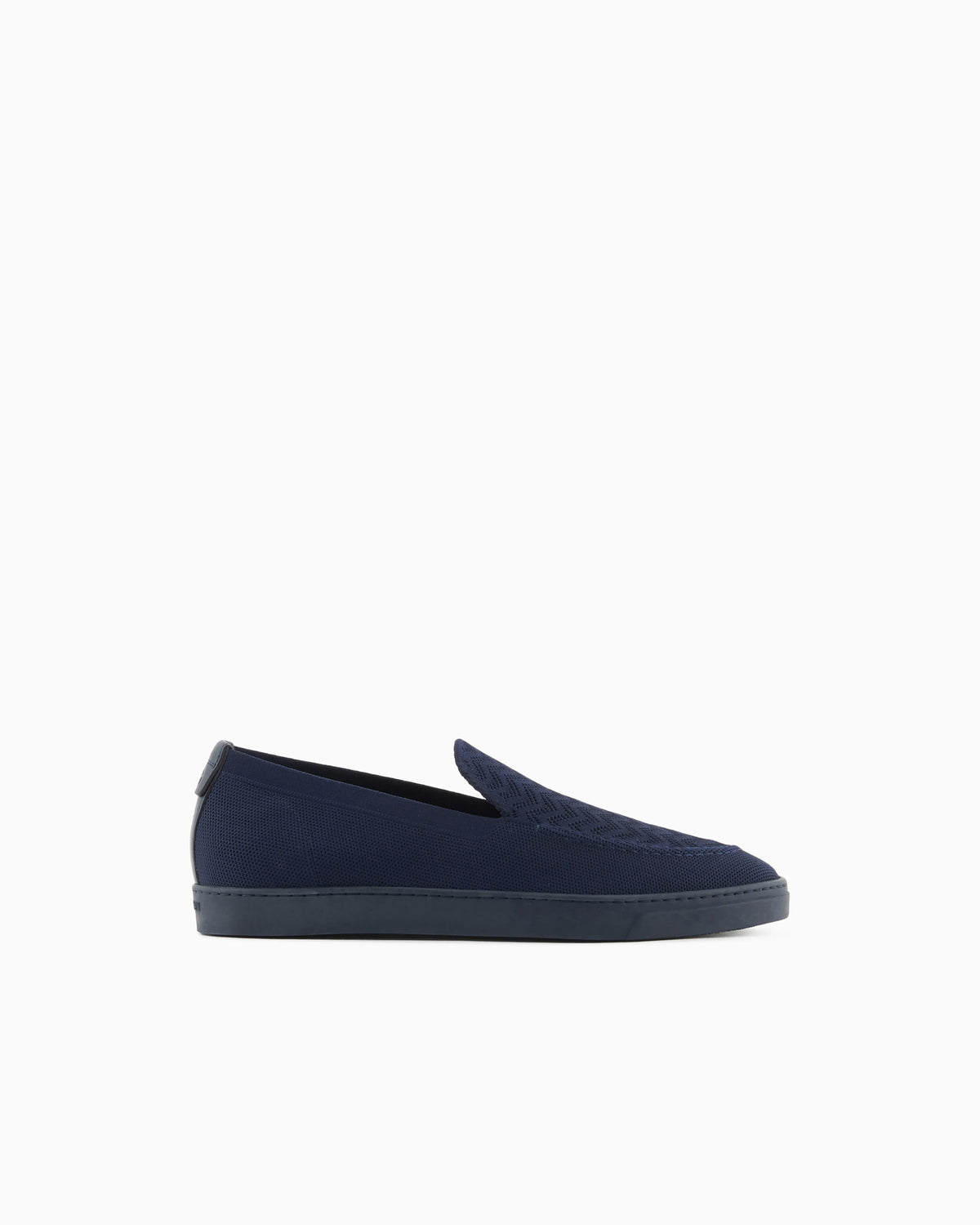 Slip footwear  in knit with jacquard chevron pattern