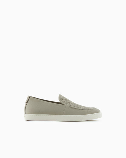 Slip footwear  in knit with jacquard chevron pattern