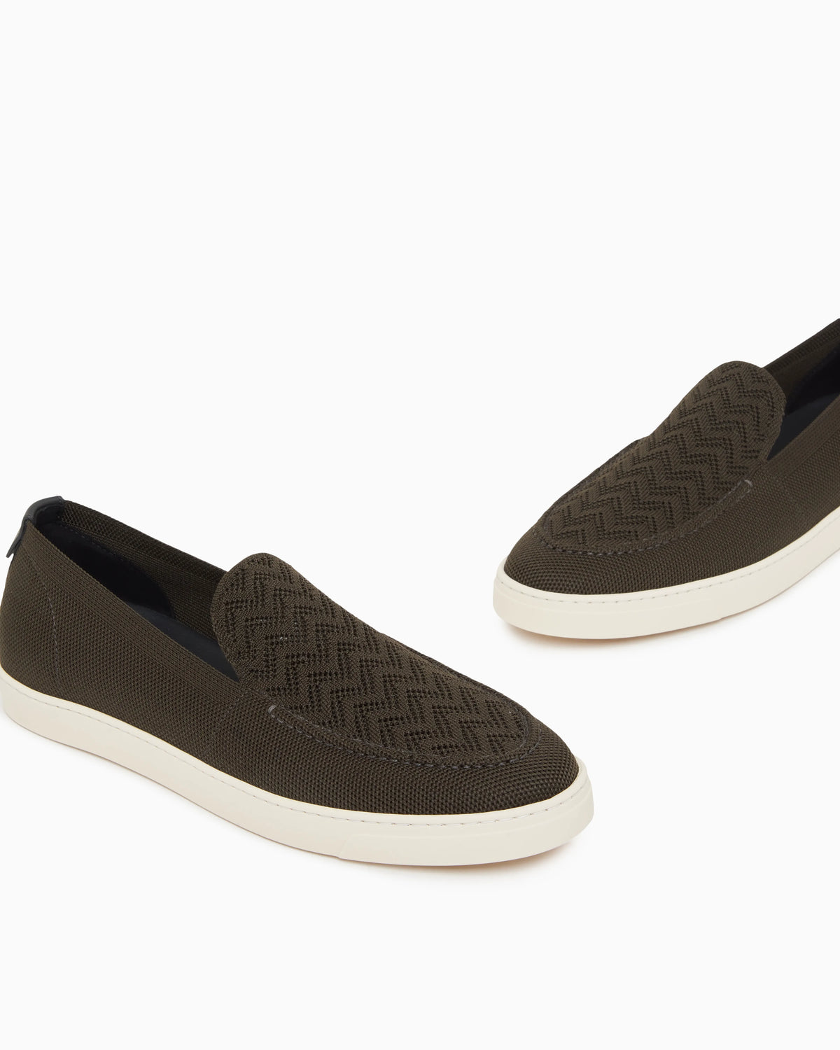 Slip footwear  in knit with jacquard chevron pattern