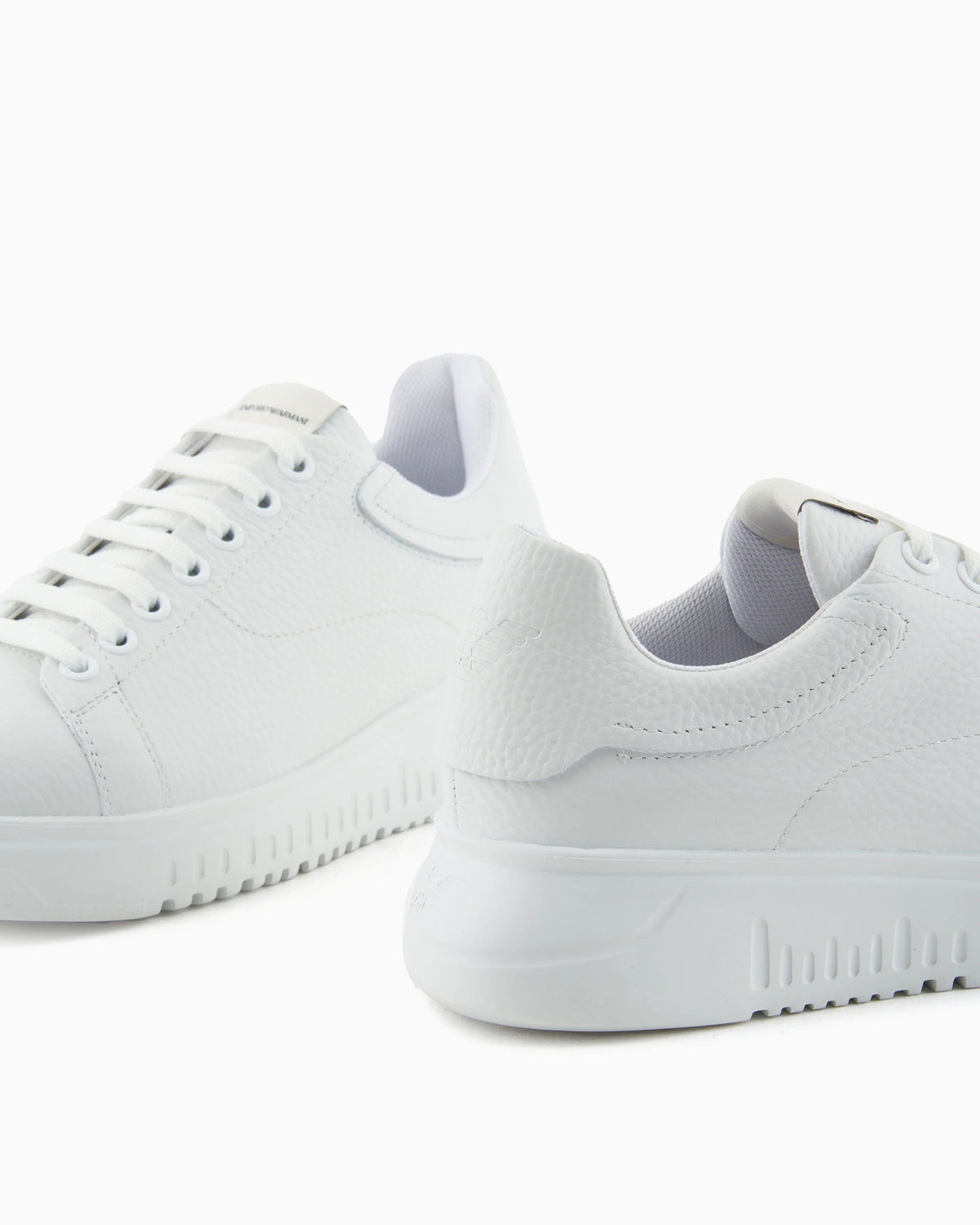 High-top sneaker in tumbled leather with laces Essential