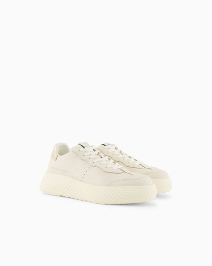 Chunky sneaker in leather with a contrast heel