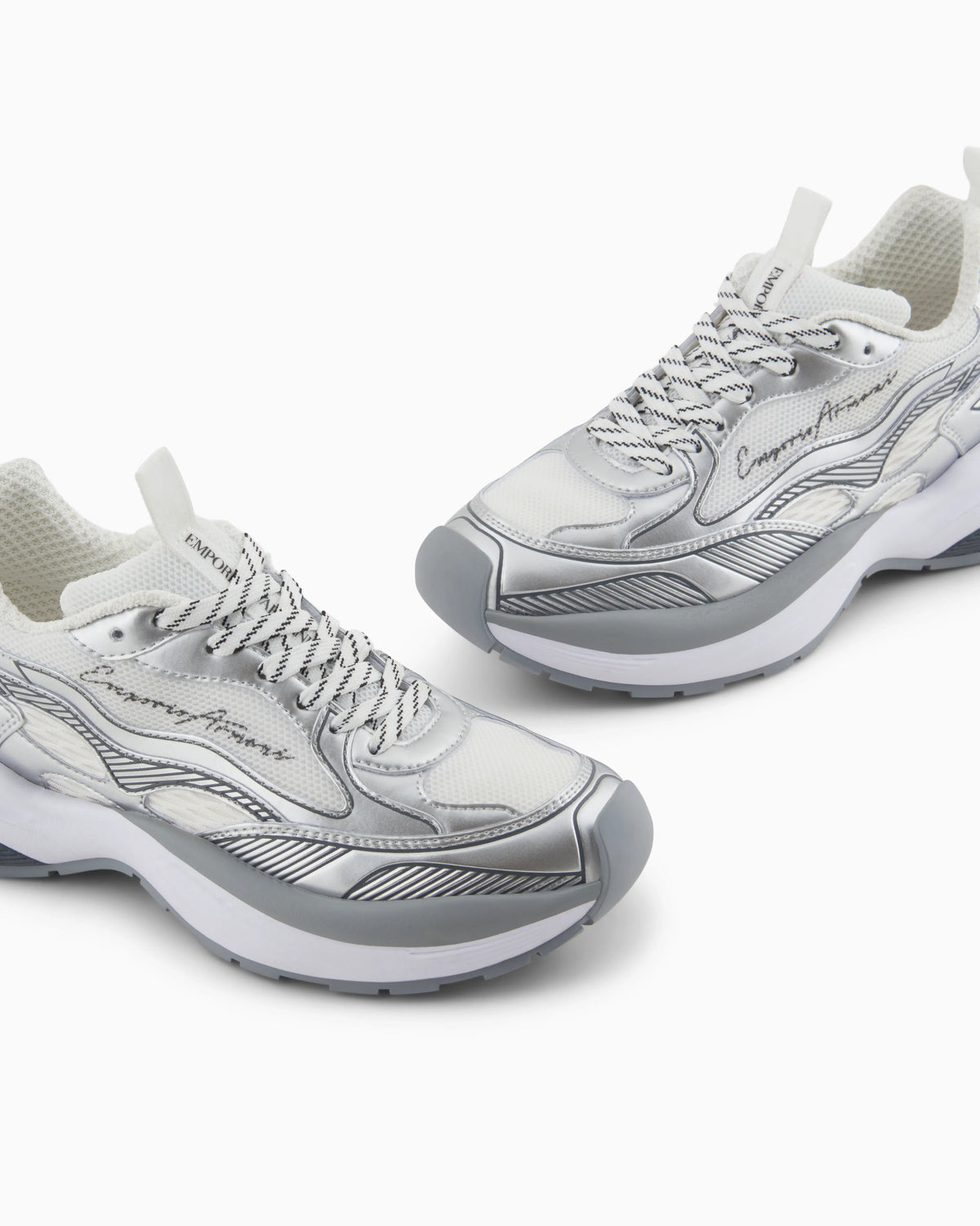 Mesh sneakers with laminated details and signature logo