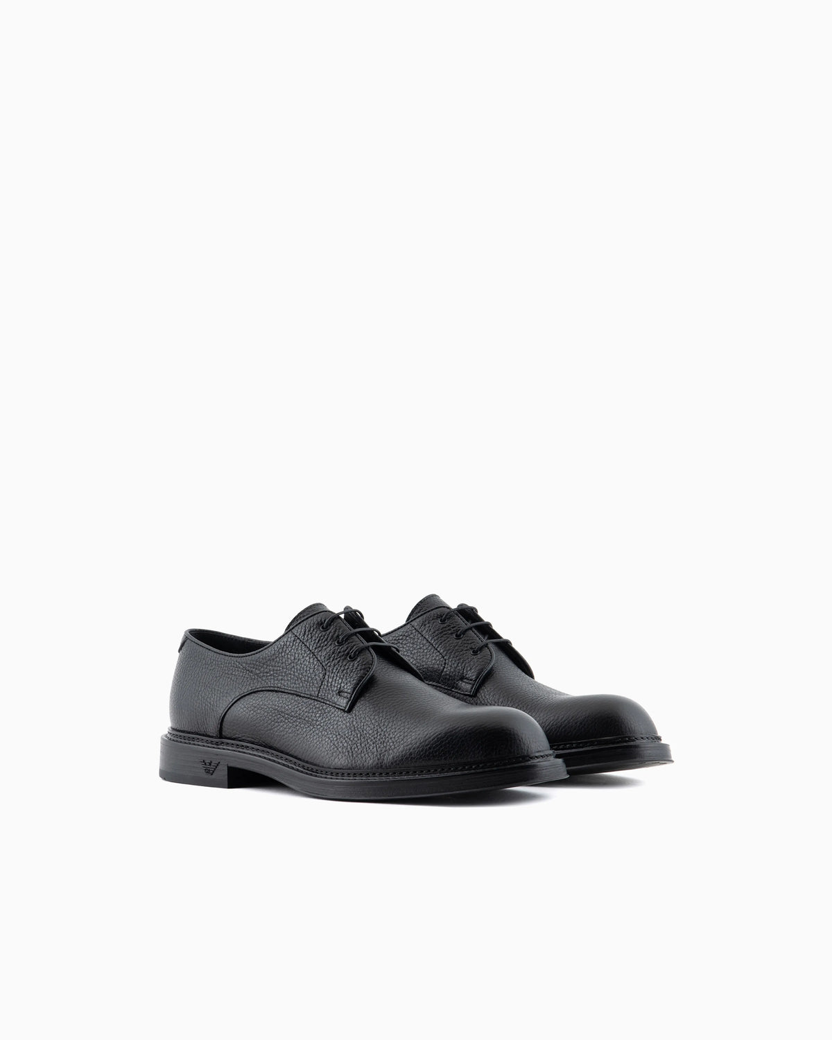 Pebbled leather derby shoes with rubber sole Essential
