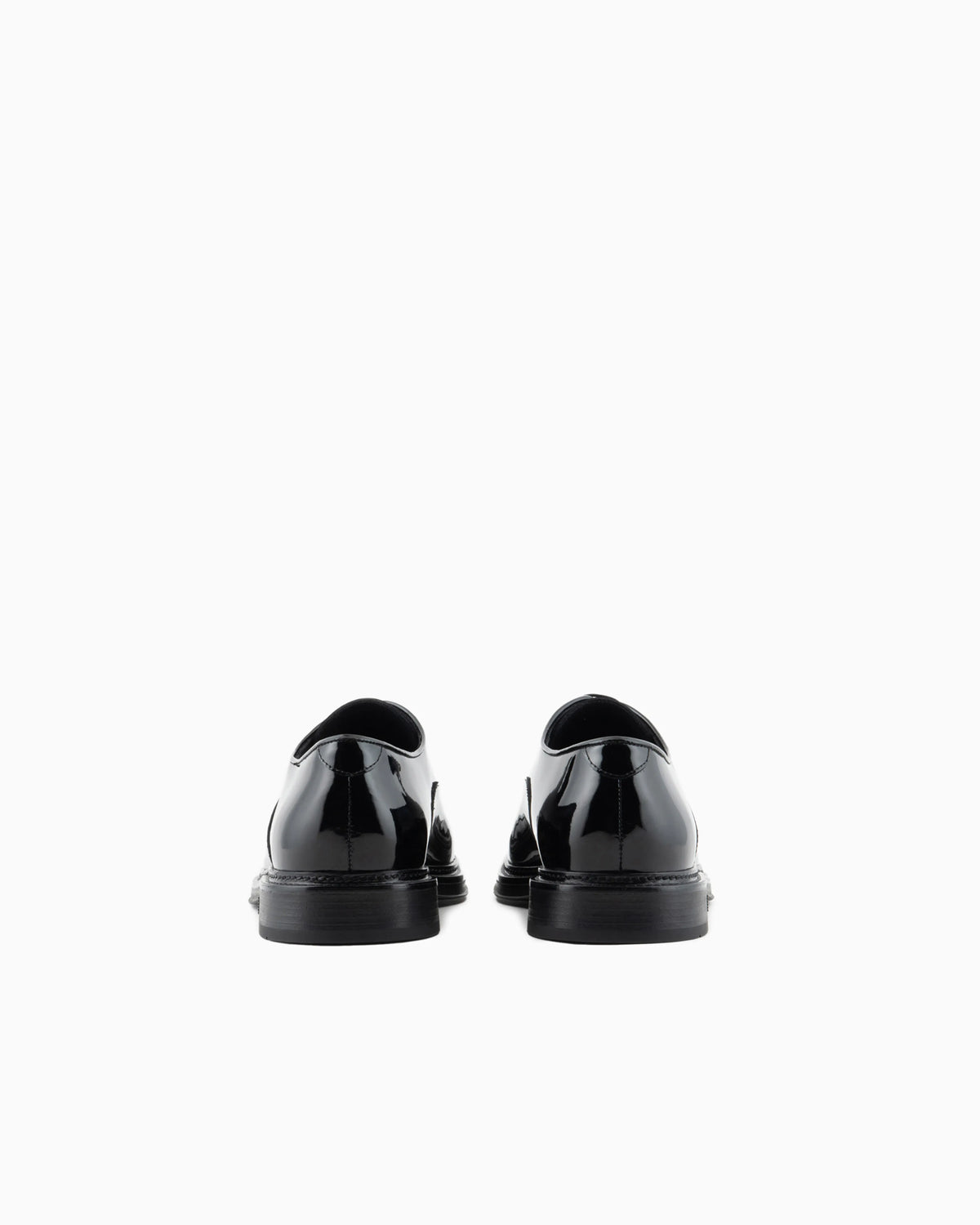 Patent leather lace-ups