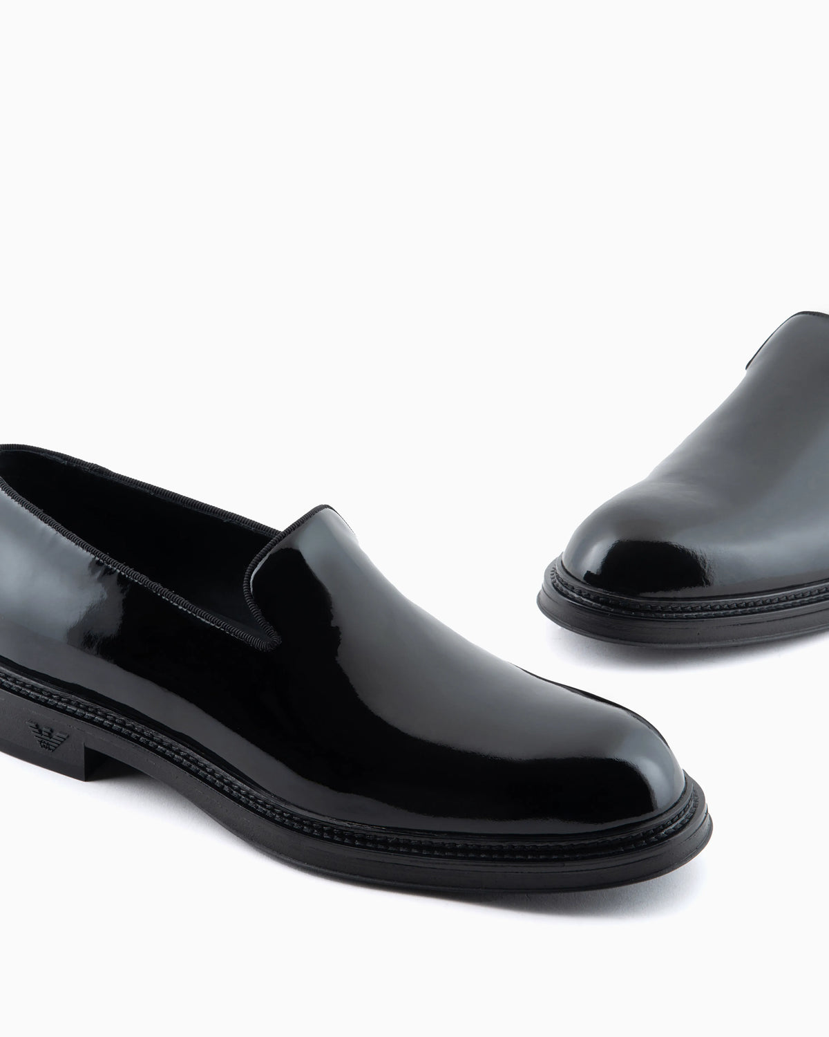 Slipper loafer in patent leather with logo Essential