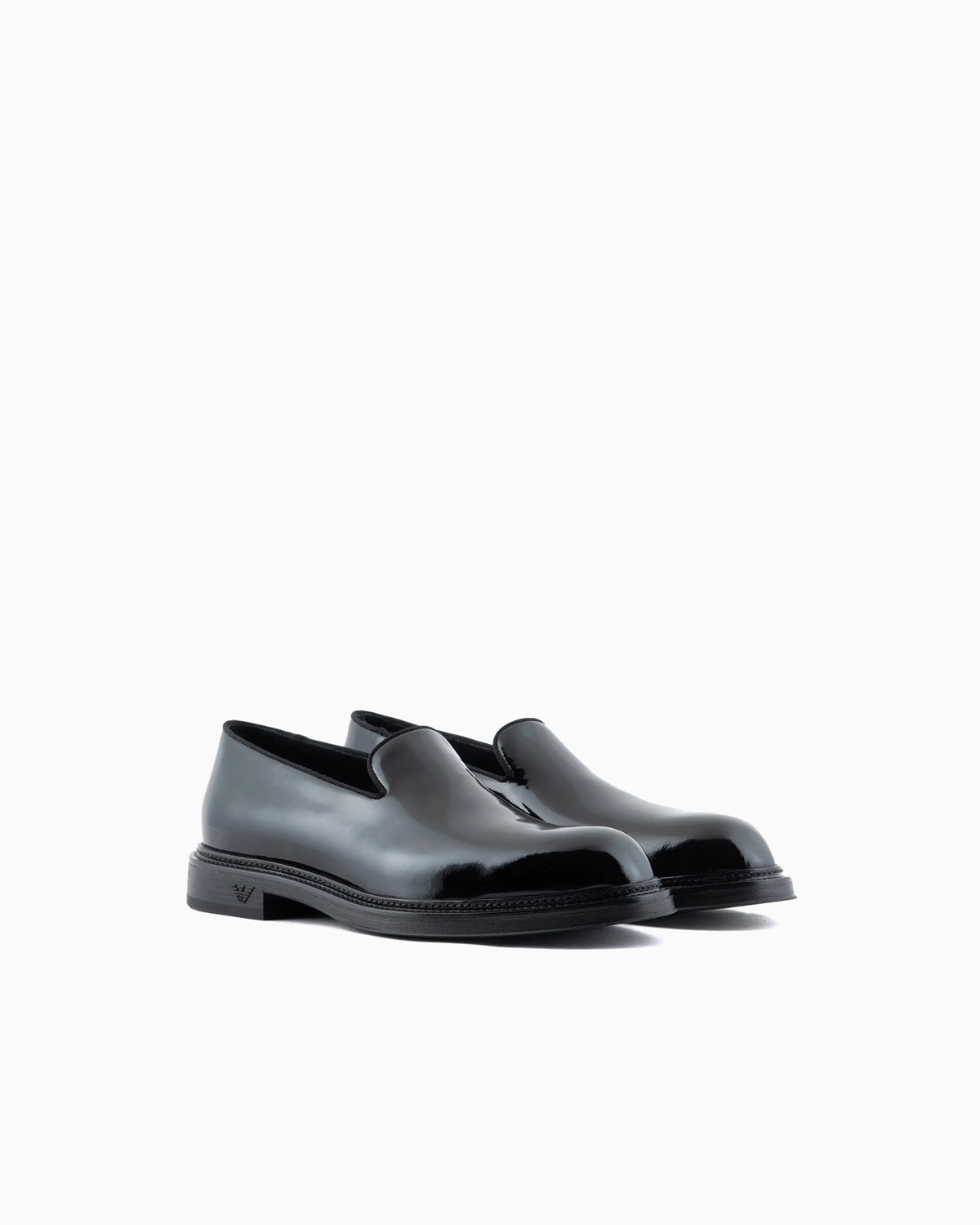 Slipper loafer in patent leather with logo Essential