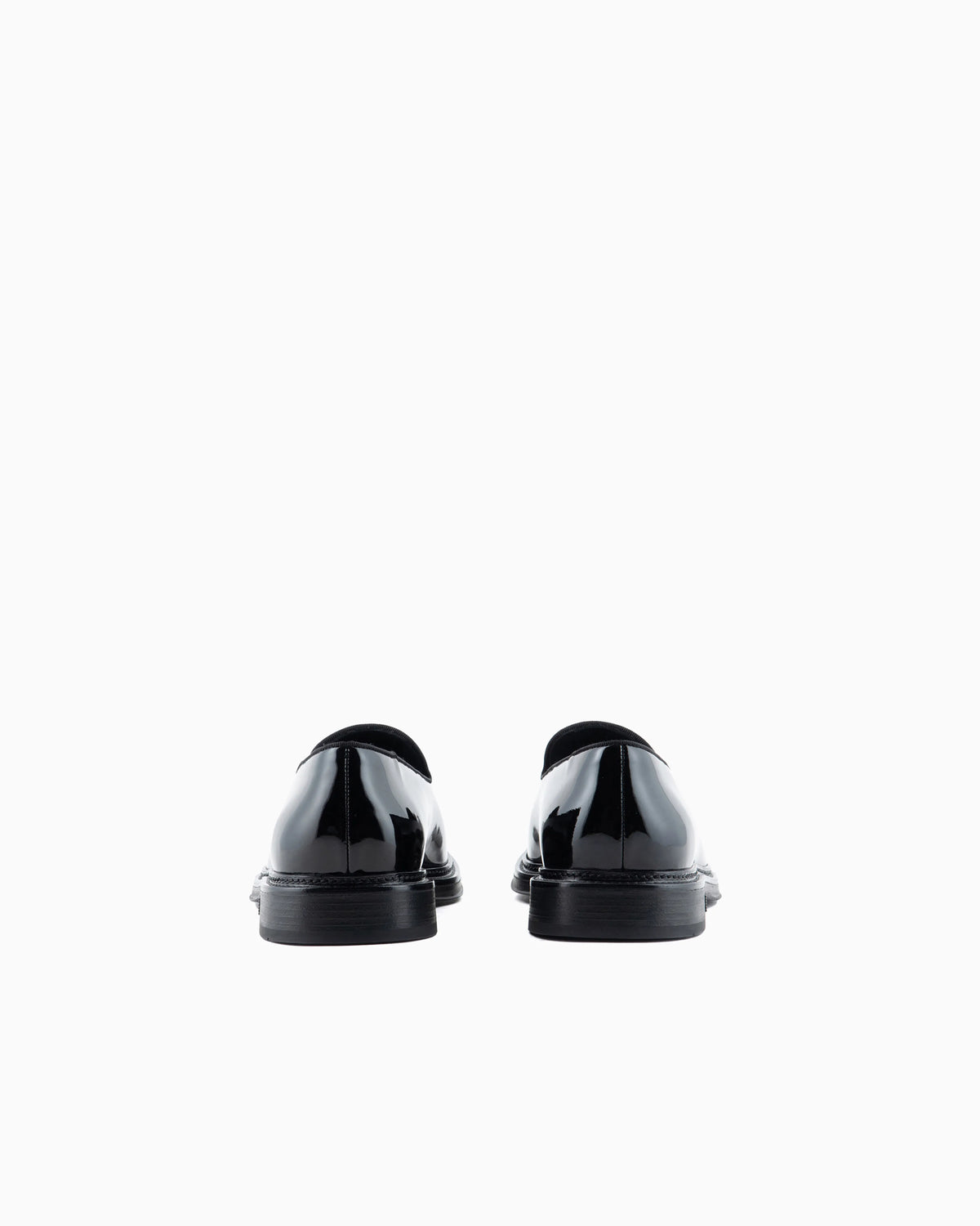 Slipper loafer in patent leather with logo Essential