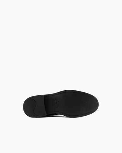 Leather Chelsea boots with elastic inserts Essential