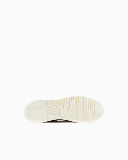 Sneaker with knurled soles in nubuck leather Essential