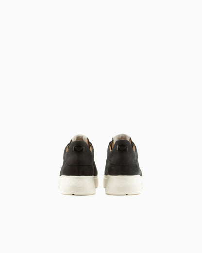 Sneaker with knurled soles in nubuck leather Essential