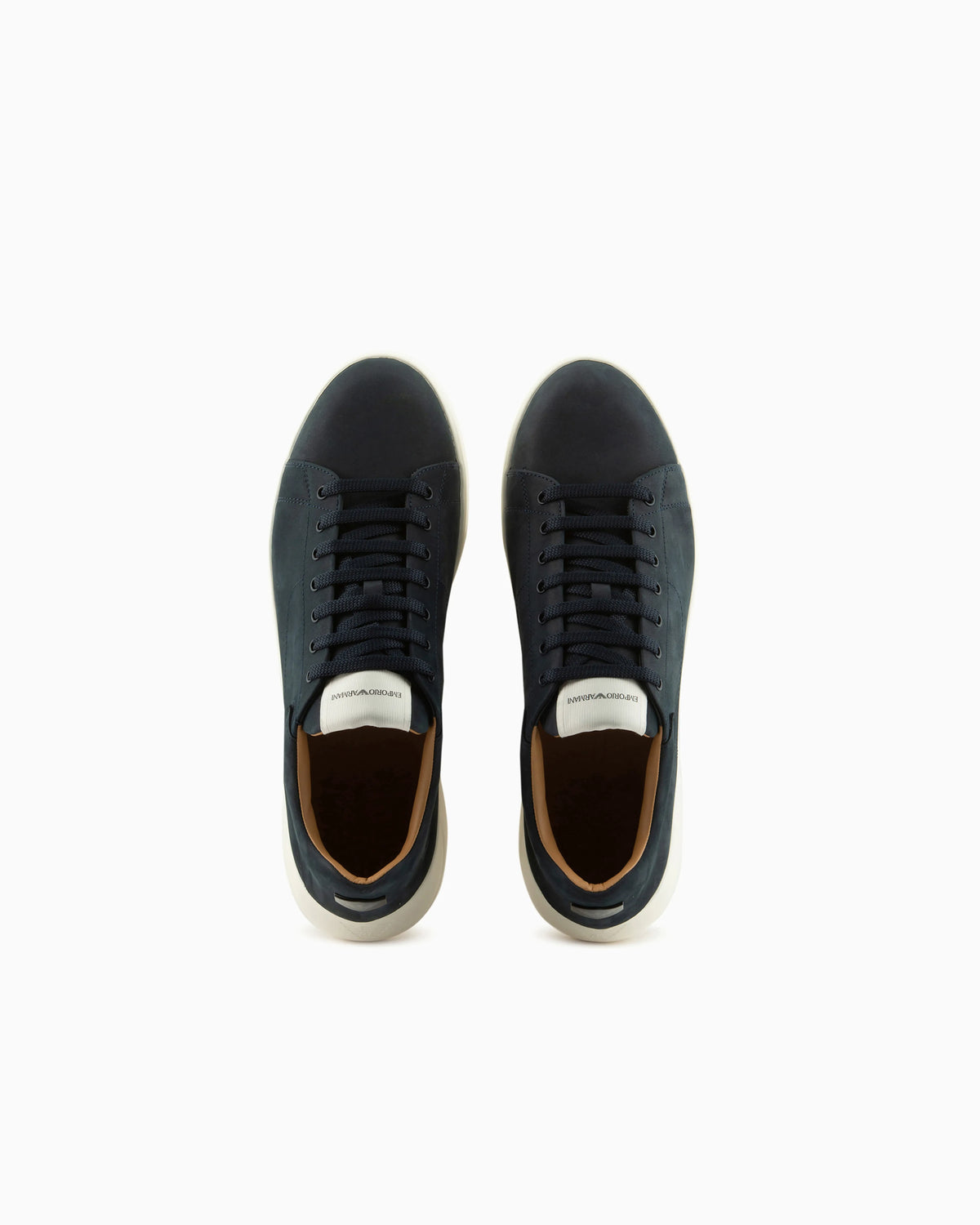 Sneaker with knurled soles in nubuck leather Essential