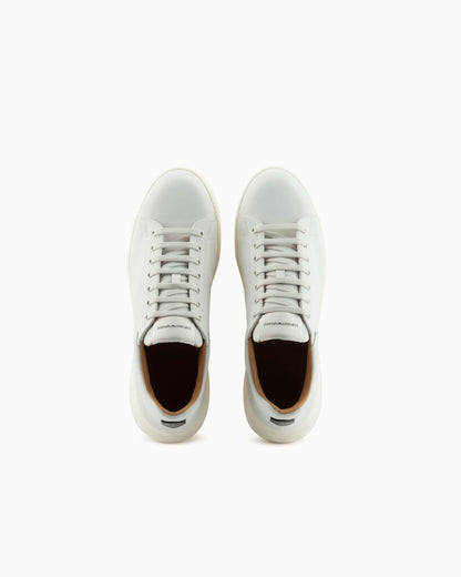 Sneaker with knurled soles in nubuck leather Essential