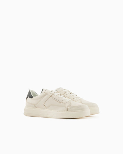 Leather sneaker with tumbled finish and padded collar