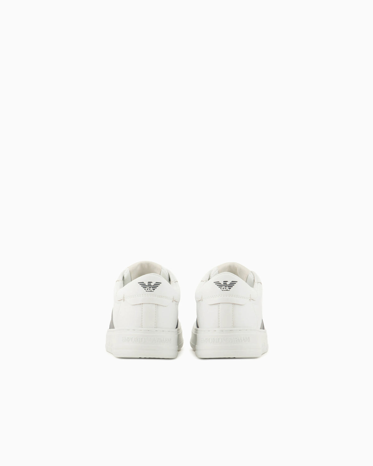 Leather sneakers with logo detail
