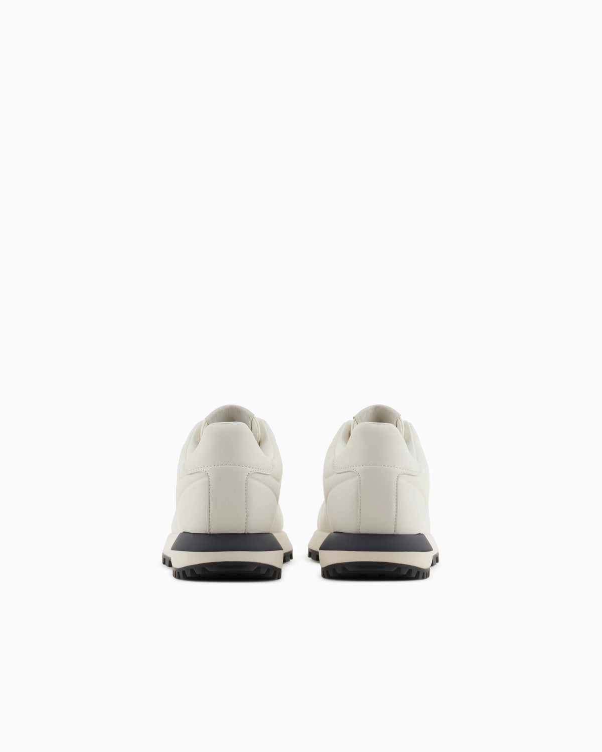 Leather sneakers with thermoformed details