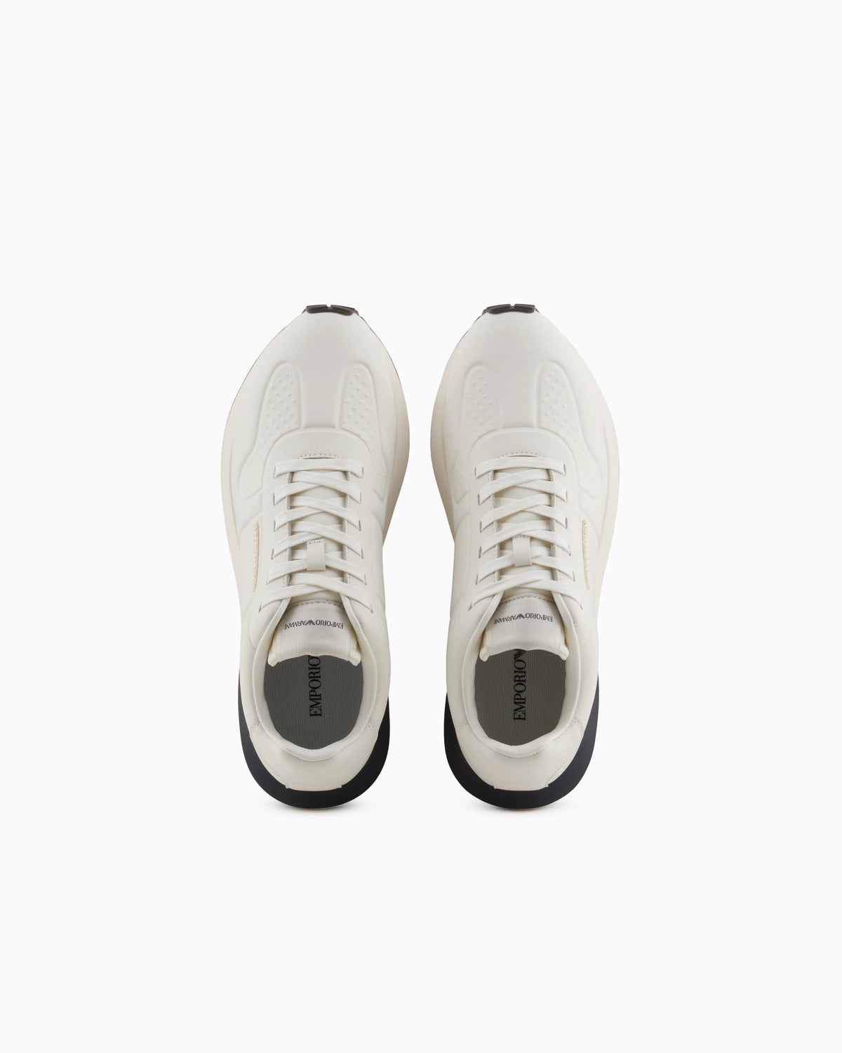 Leather sneakers with thermoformed details