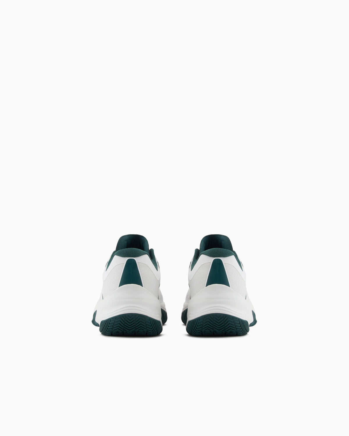 Running sneaker with a breathable mesh upper New Padel