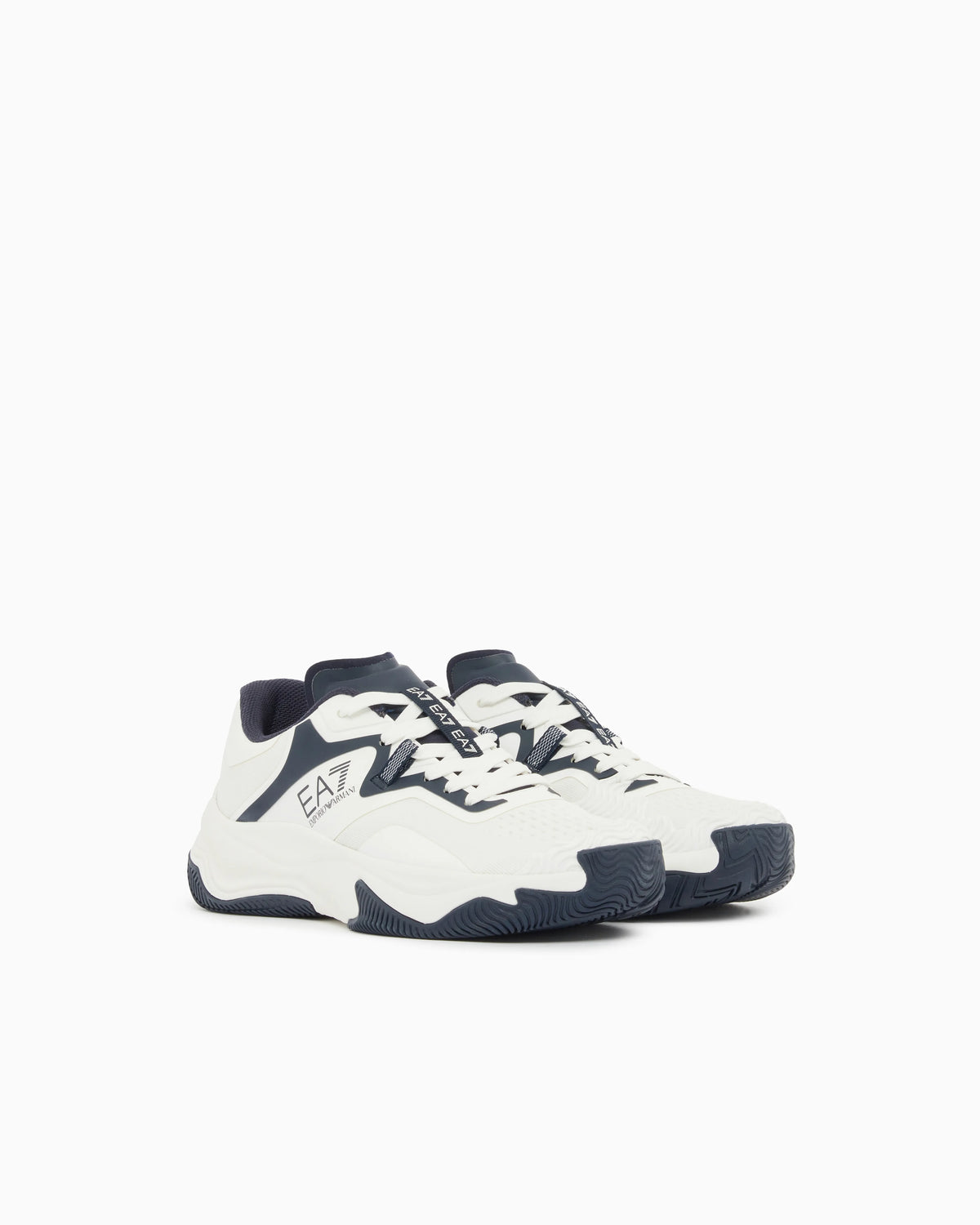Running sneaker with a breathable mesh upper New Padel