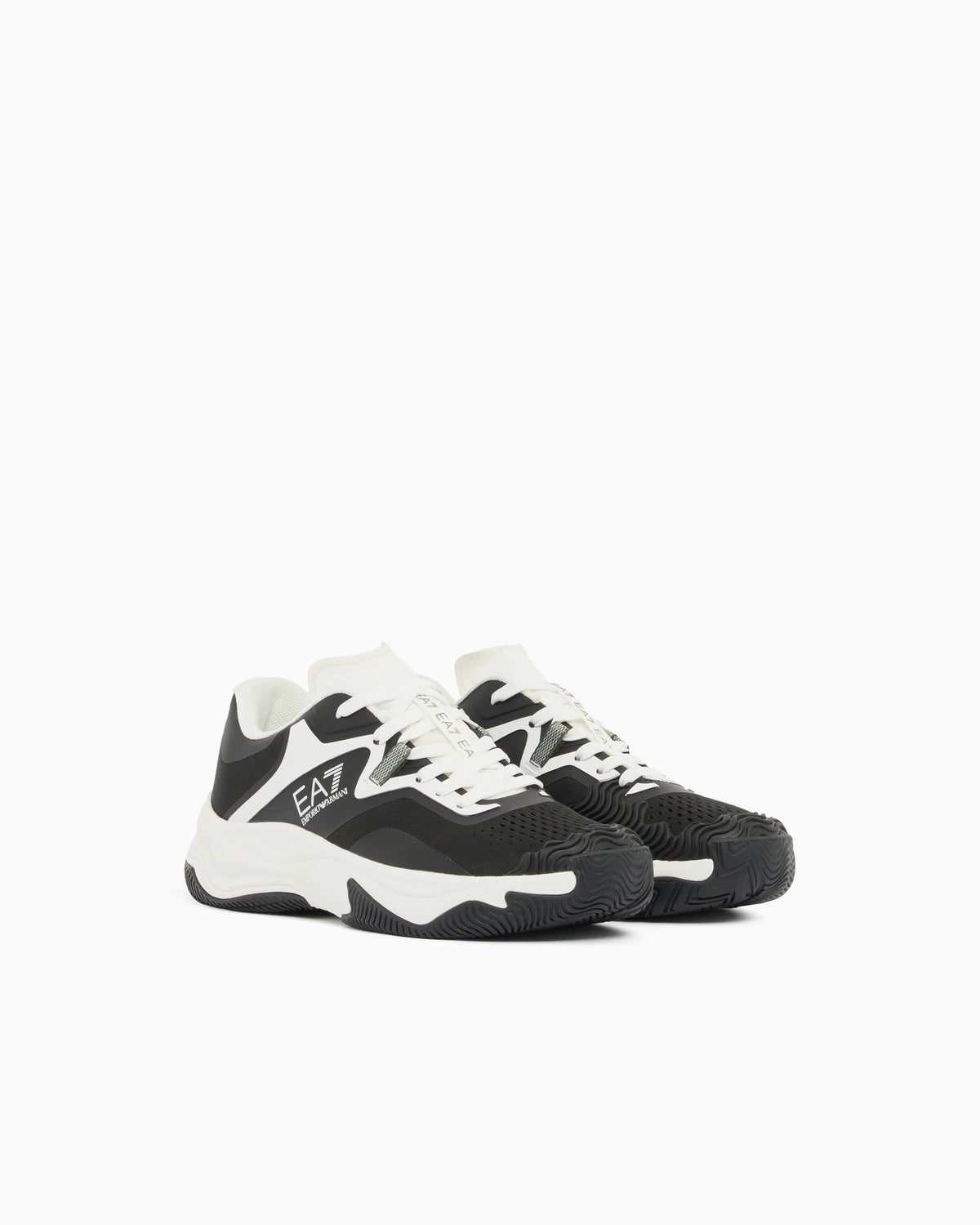 Running sneaker with a breathable mesh upper New Padel