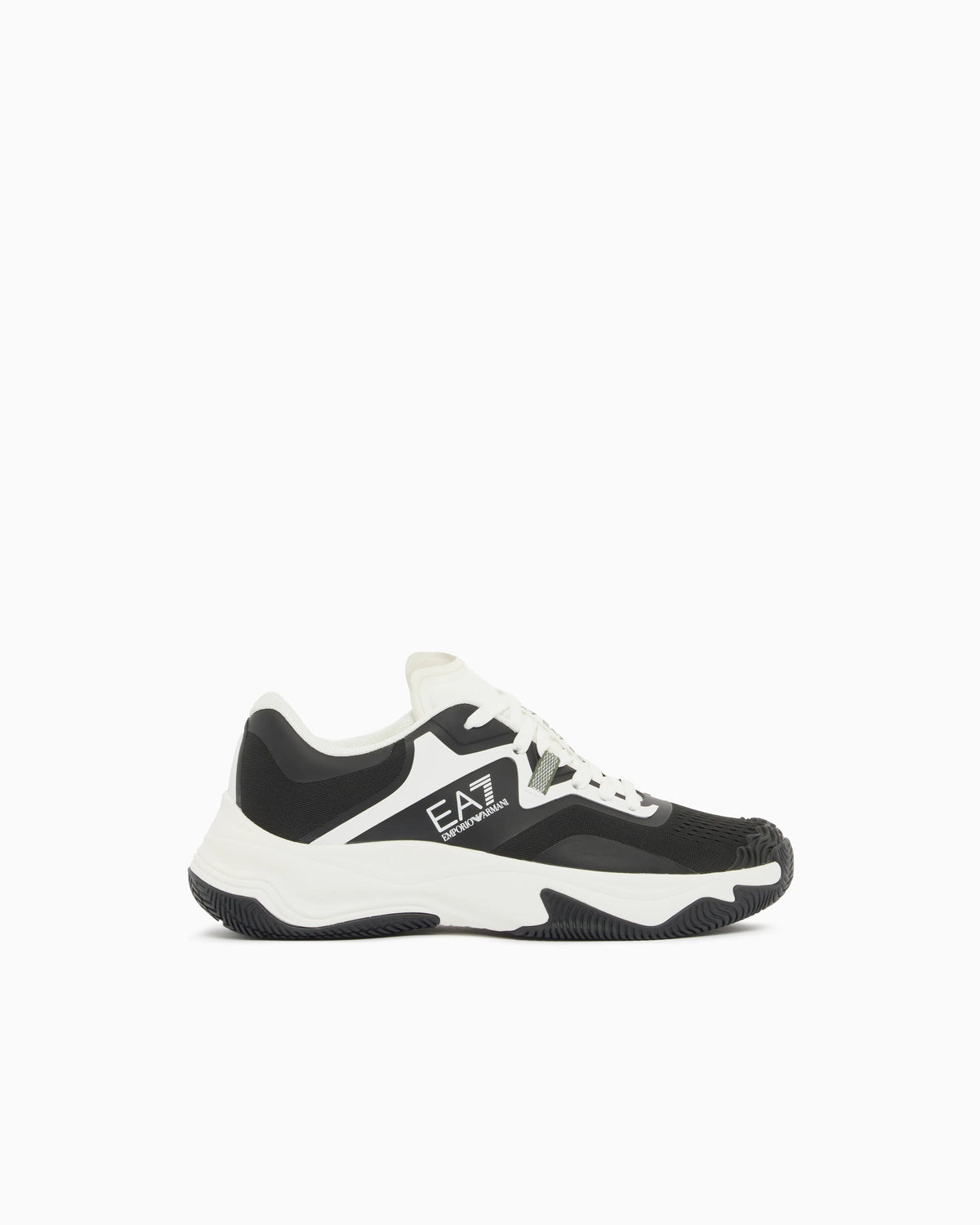 Running sneaker with a breathable mesh upper New Padel