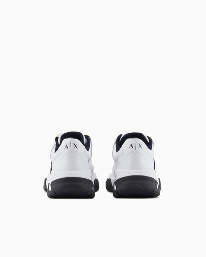 Sneakers with logo