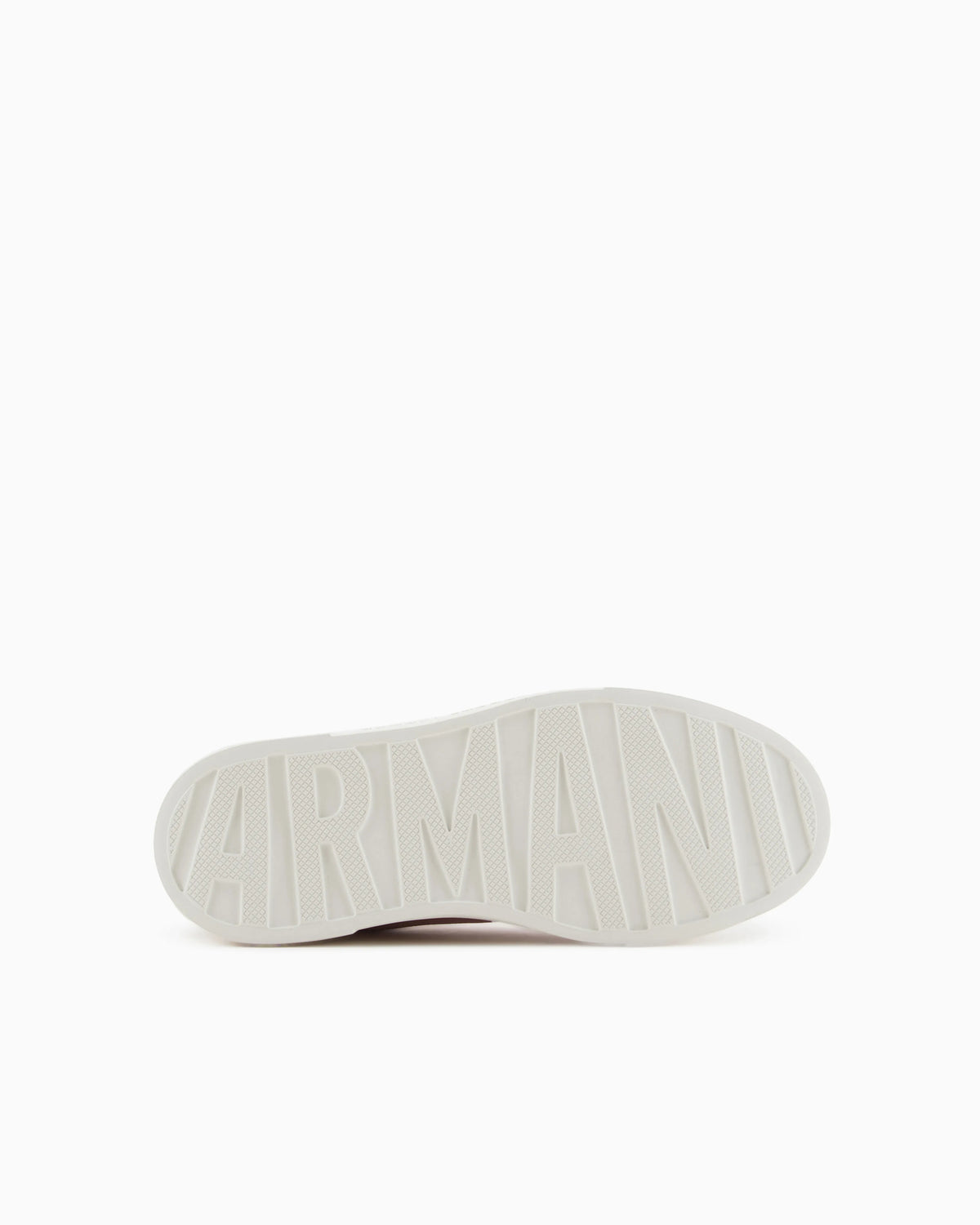 Sneakers with rope piping