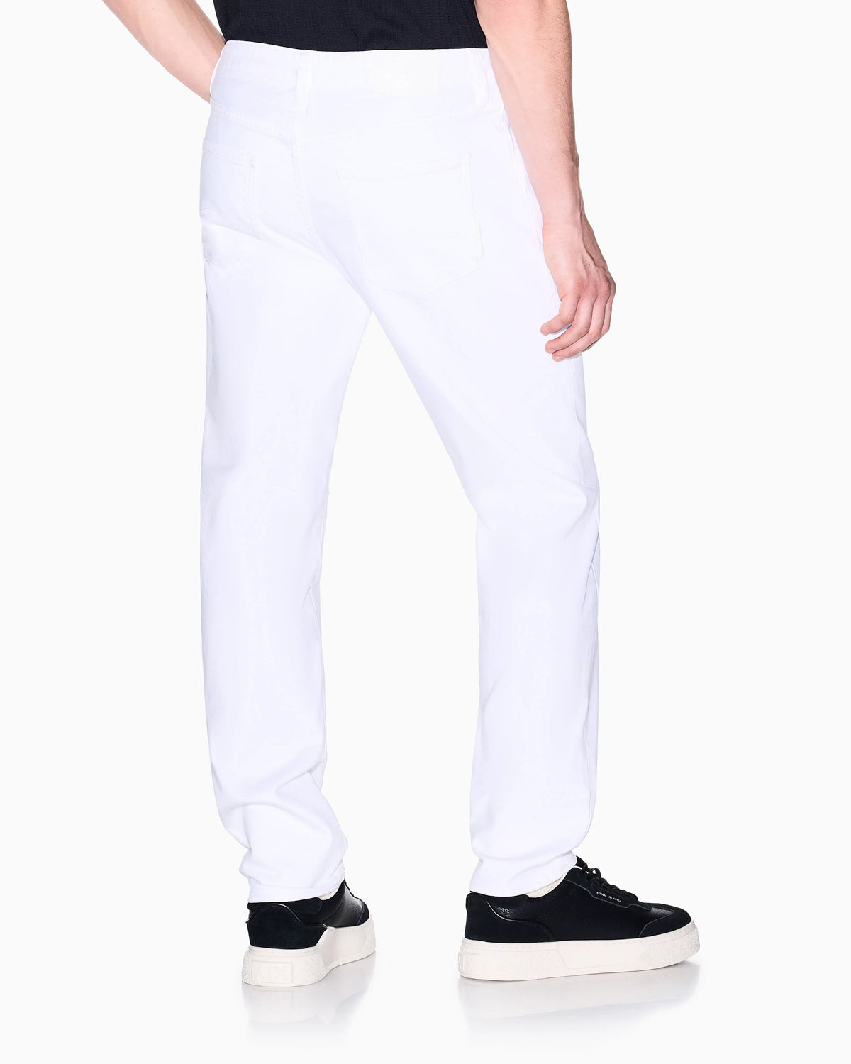 Comfort slim straight-leg jeans in stretch denim Essential