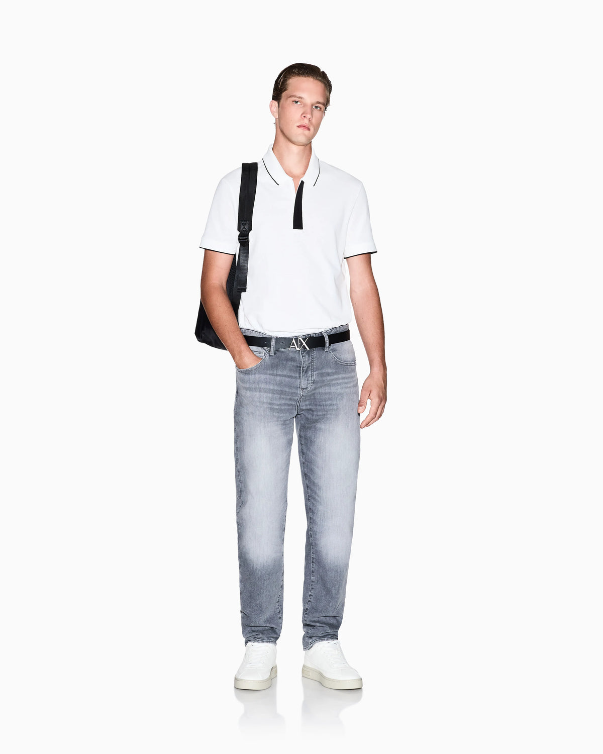 Faded fleece denim jeans with a comfort slim fit