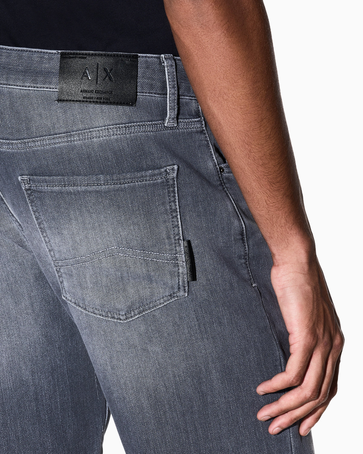 Faded fleece denim jeans with a comfort slim fit