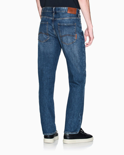 Slim-fit denim jeans