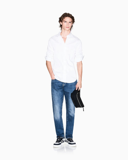 Slim fit jeans in stretch denim