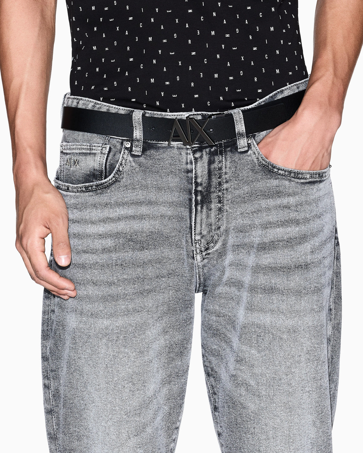 Slim fit jeans in stretch denim