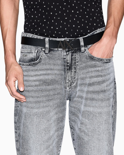 Slim fit jeans in stretch denim