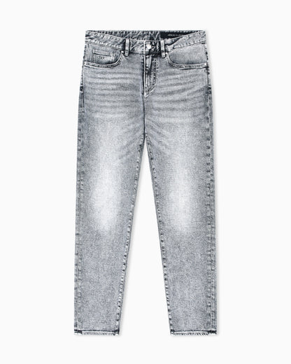Slim fit jeans in stretch denim