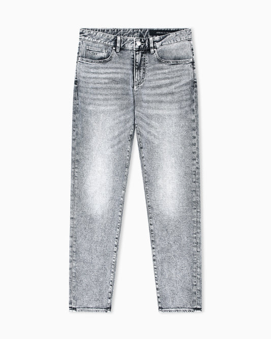 Slim fit jeans in stretch denim