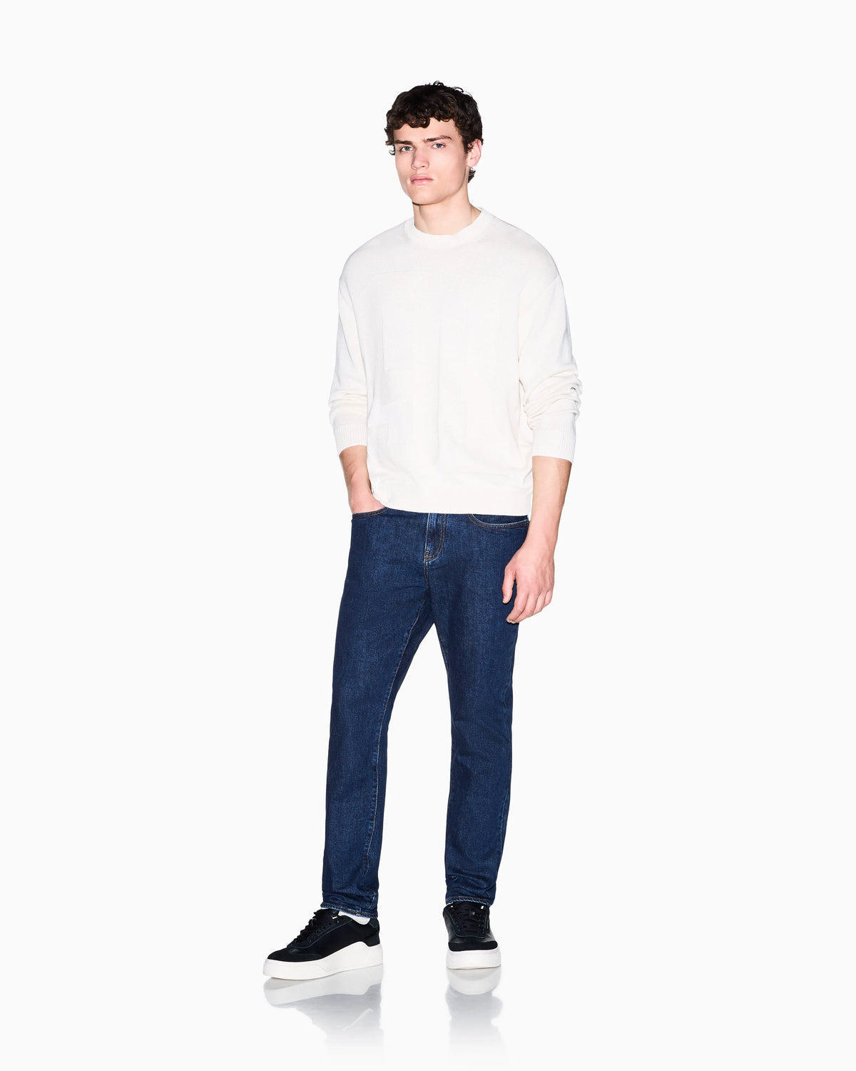 slim Jeans in Faded Blue Stretch Denim