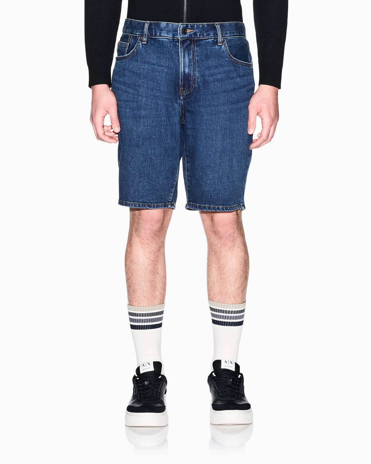 Comfort Fit Light Wash Blue Denim Shorts