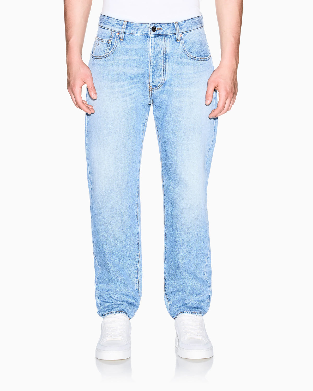 loose tapered fit 5 pockets denim pant in washed cotton