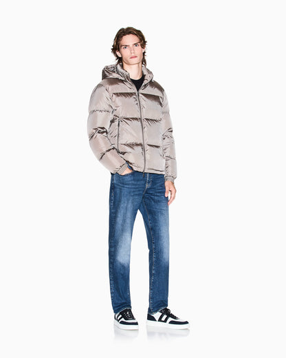 Shiny quilted puffer jacket with hood and down padding Icon
