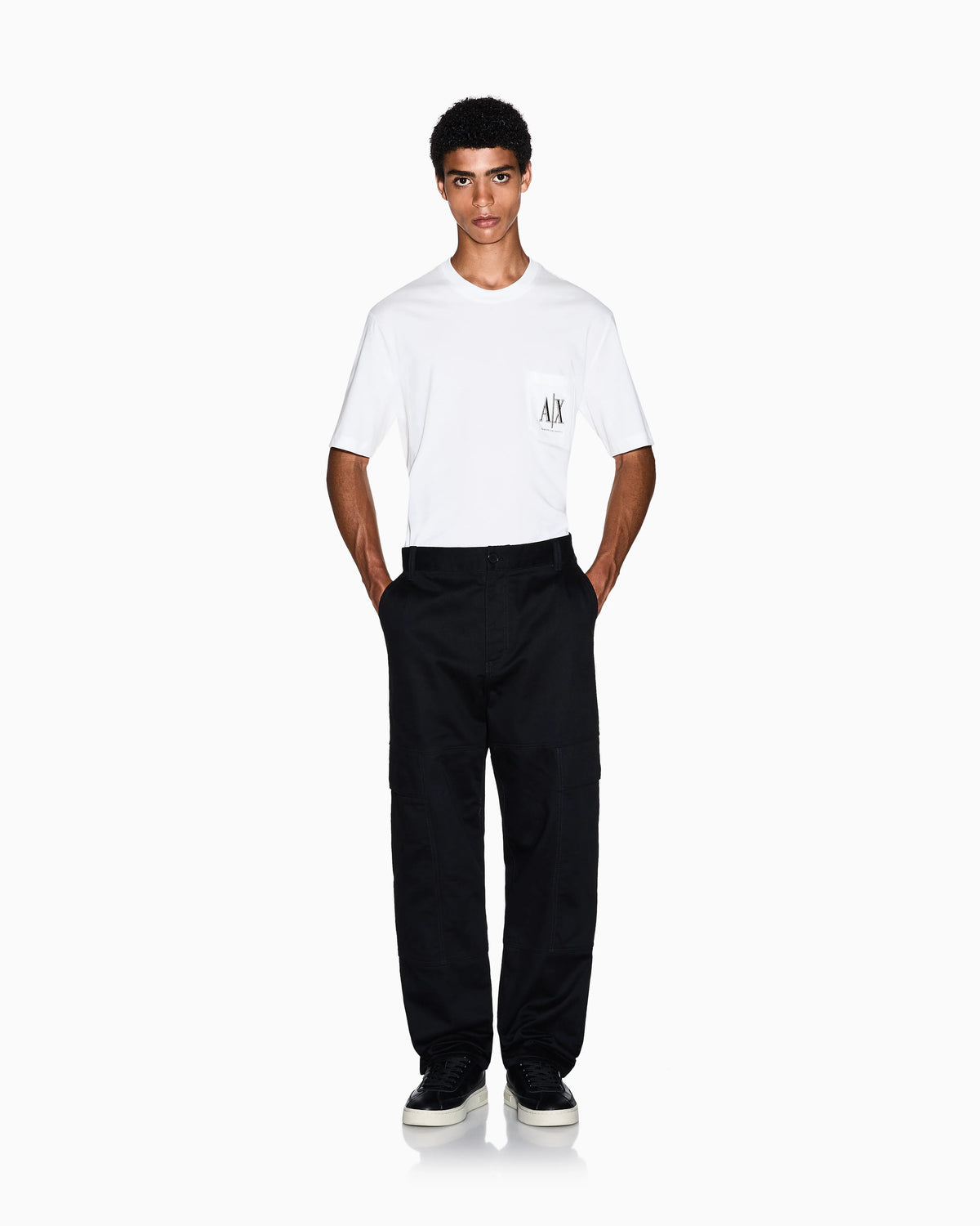Cotton jersey t-shirt with crewneck and pocket Icon