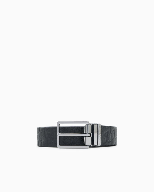 Belt with a textured pattern and polished metal buckle