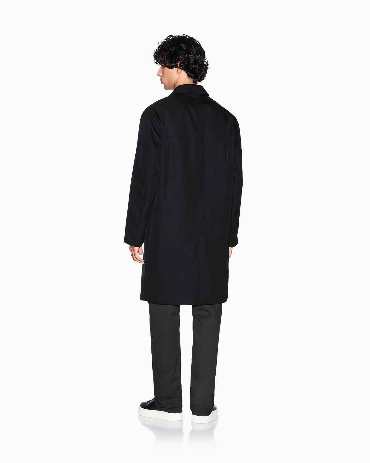 Single-breasted coat