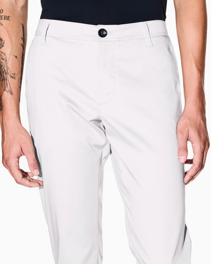 Straight-leg chinos in stretch cotton satin Essential